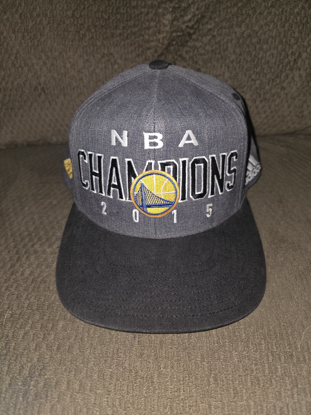 GOLDEN STATE WARRIORS Adidas NBA Champions 2015 Gray and Black Snapback Hat